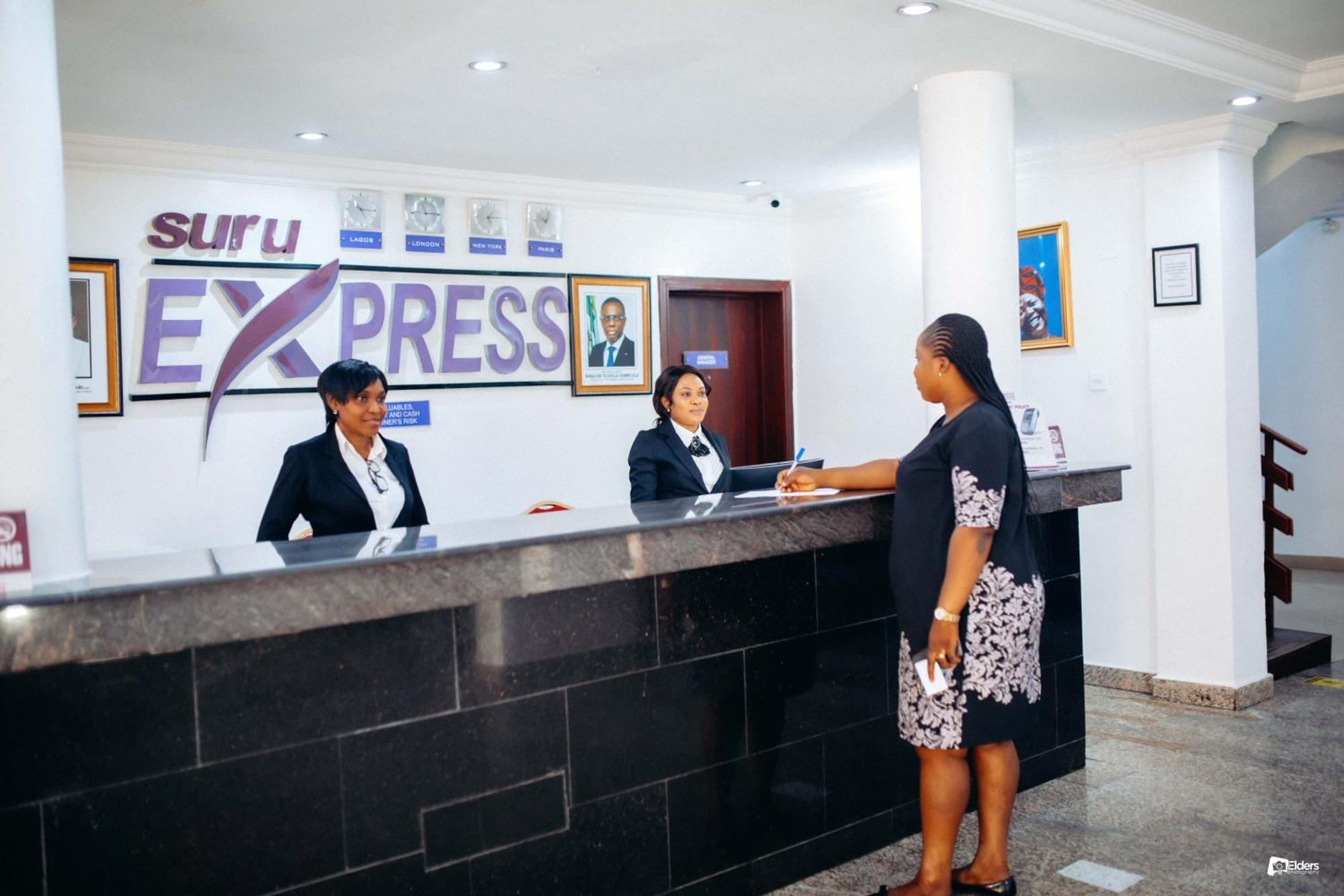 Suru Express Hotel Gra Лагос Екстериор снимка