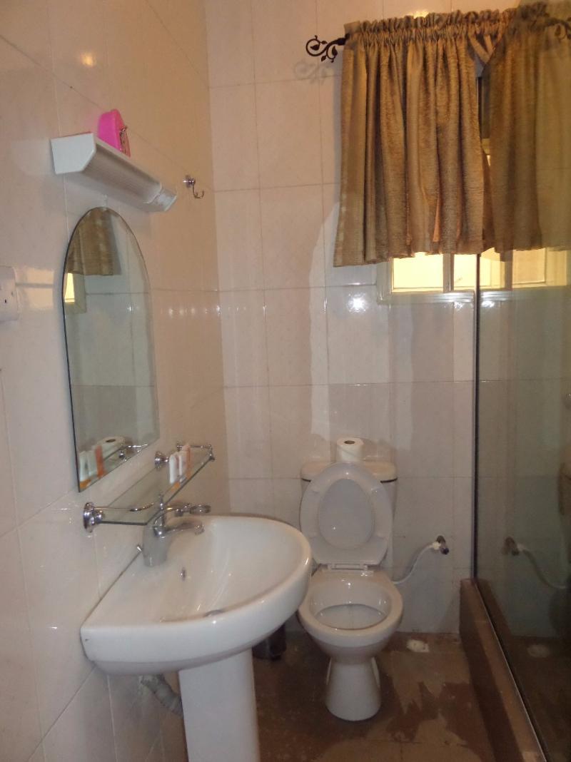 Suru Express Hotel Gra Лагос Екстериор снимка