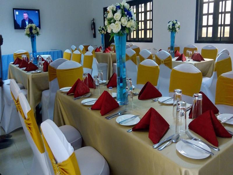 Suru Express Hotel Gra Лагос Екстериор снимка